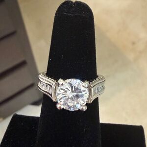 Round Cut Cubic Zirconia Women's Ring Size 6